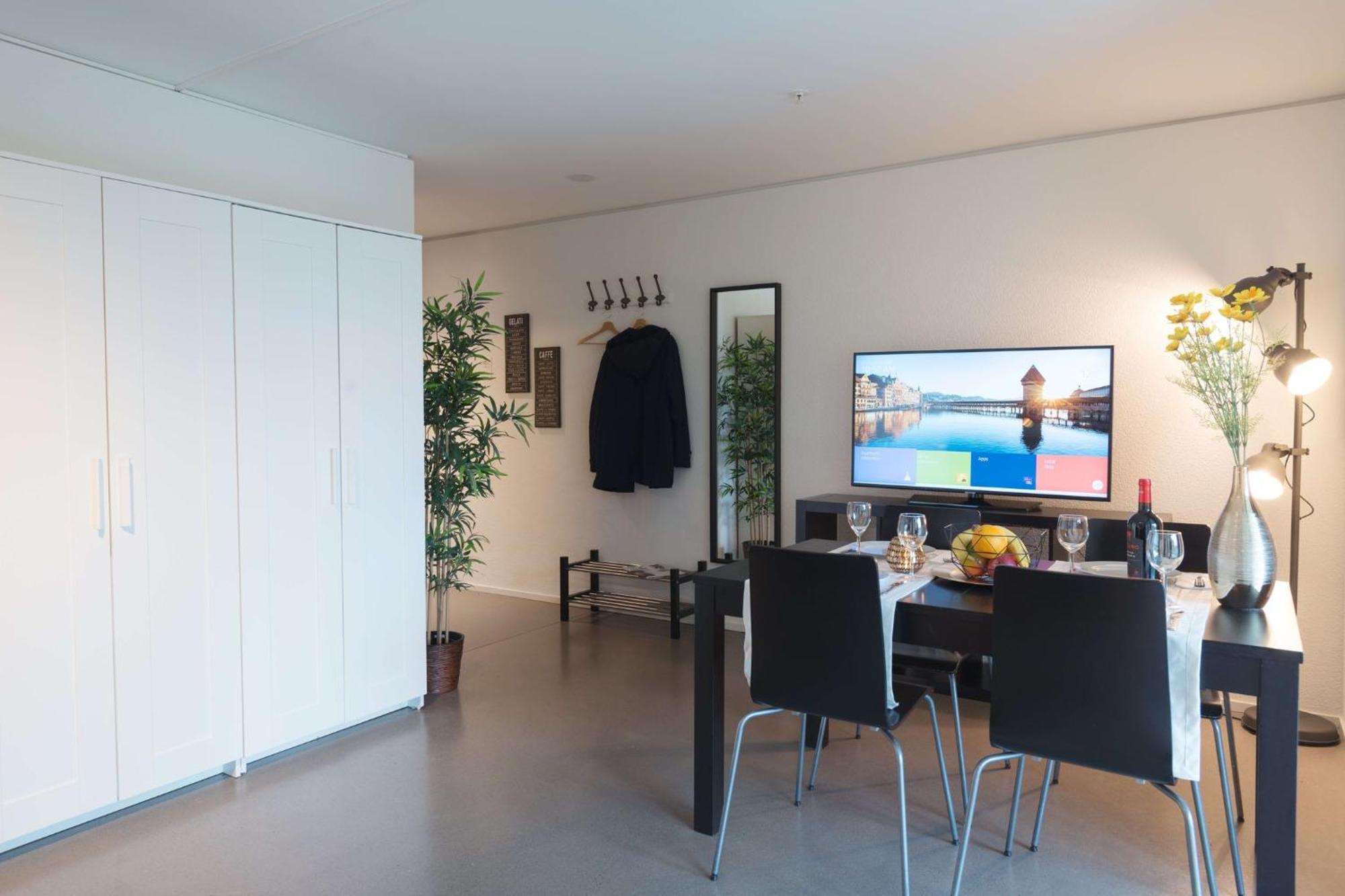 Hitrental Allmend Comfort Apartments ルツェルン エクステリア 写真